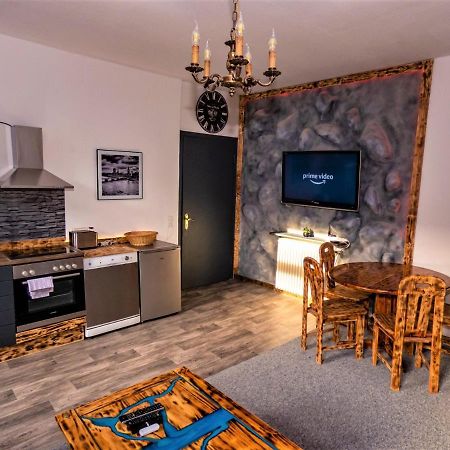 #214 Lux-Flat Im Herzen Von Neuss Mit Netflix & Prime Екстериор снимка