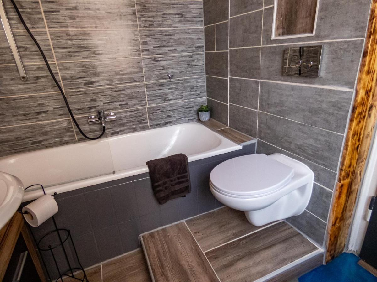 #214 Lux-Flat Im Herzen Von Neuss Mit Netflix & Prime Екстериор снимка