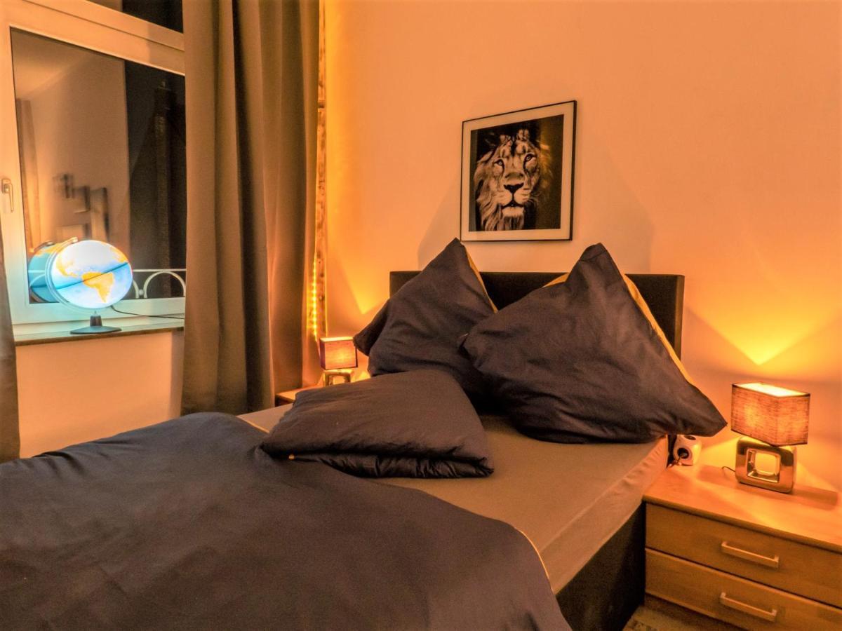 #214 Lux-Flat Im Herzen Von Neuss Mit Netflix & Prime Екстериор снимка